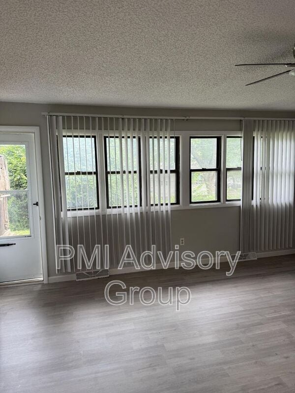 Building Photo - 6612 SW Arborglade Ln