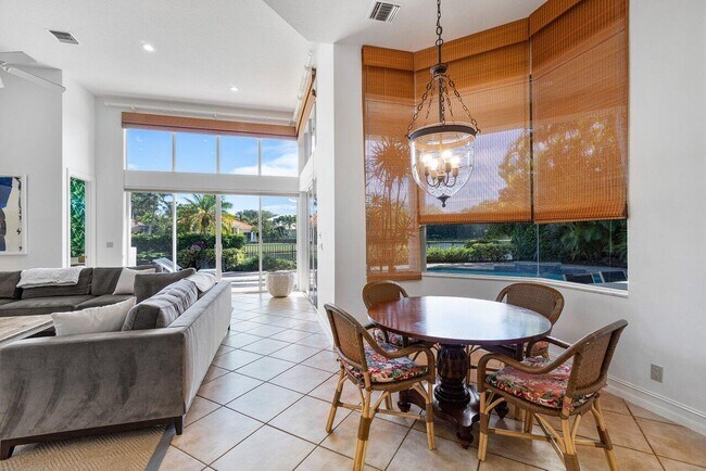 Building Photo - 1009 Grand Isle Terrace