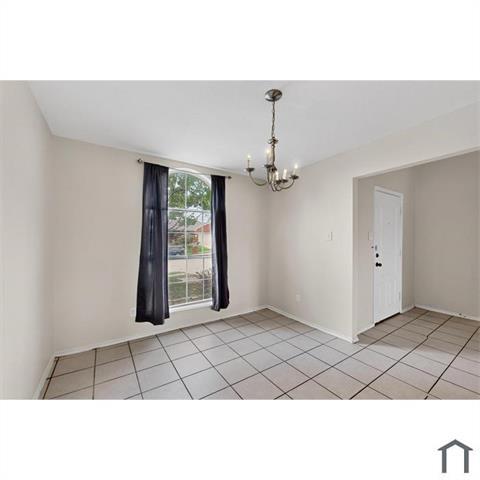 Building Photo - 3612 Dove Ln