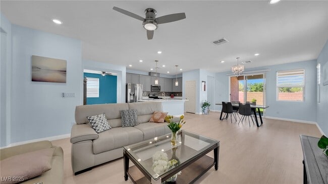 Building Photo - 5827 Casa Branca St