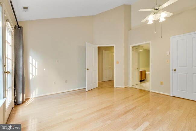 Building Photo - 624 Brickhouse Rd