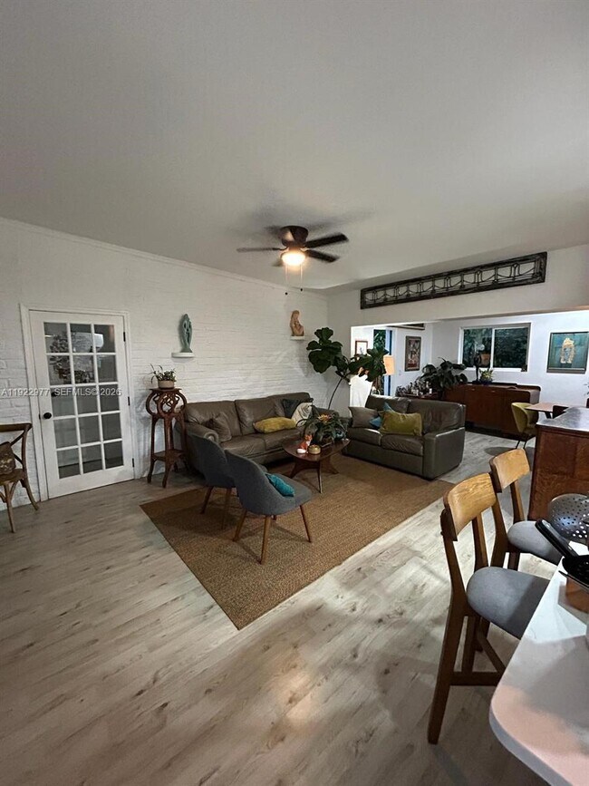 Building Photo - 270 NW 109th St