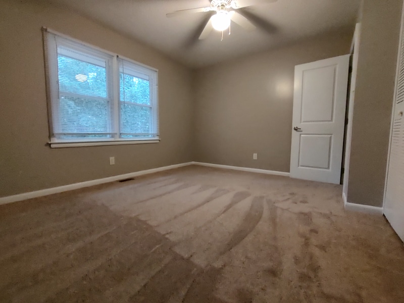 Building Photo - 5013 Lundy Dr