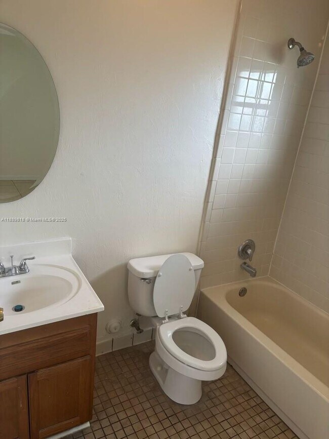 Building Photo - 10621 SW 170th Terrace