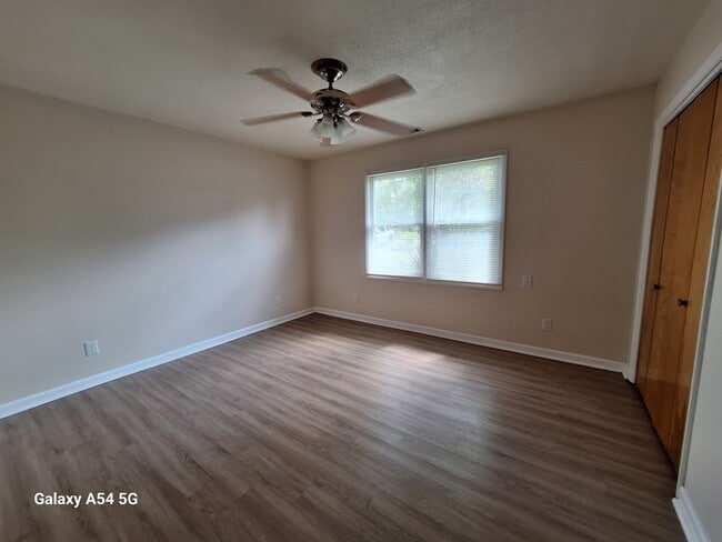 Building Photo - 142 Florida Park Rd