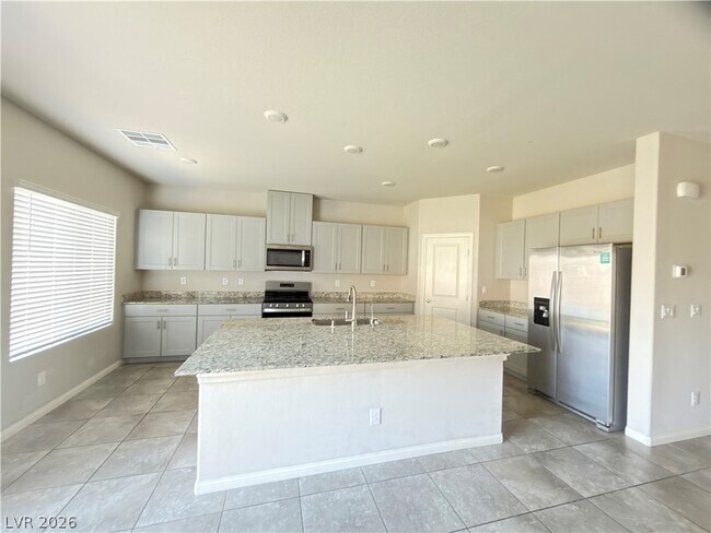 Building Photo - 1180 Pitaya Ct