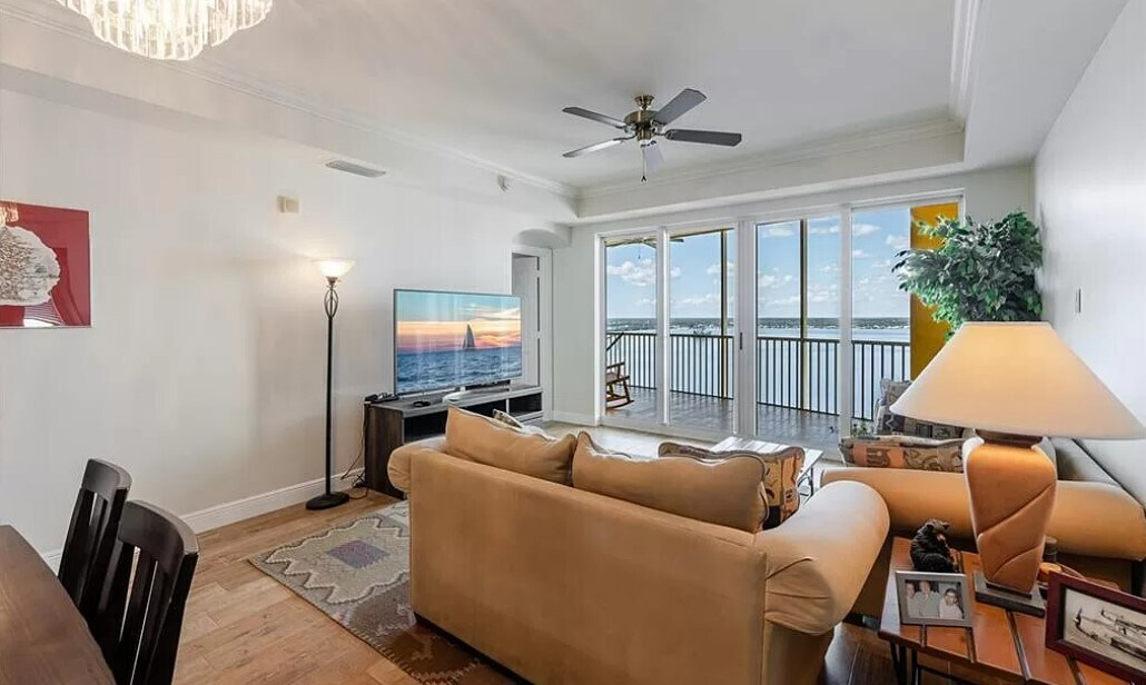 Building Photo - 2743 1st St