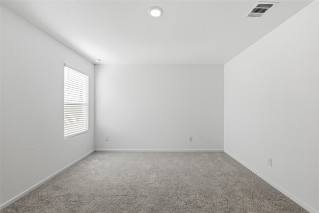 Building Photo - 2631 Lantana Spring Rd