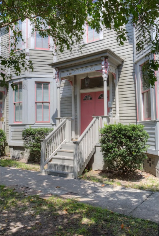 Building Photo - 318 W Hall St