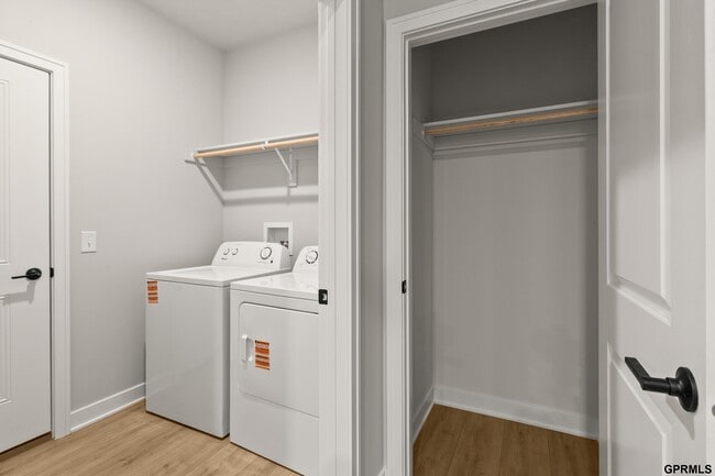 Building Photo - 12811 S 45th Ter