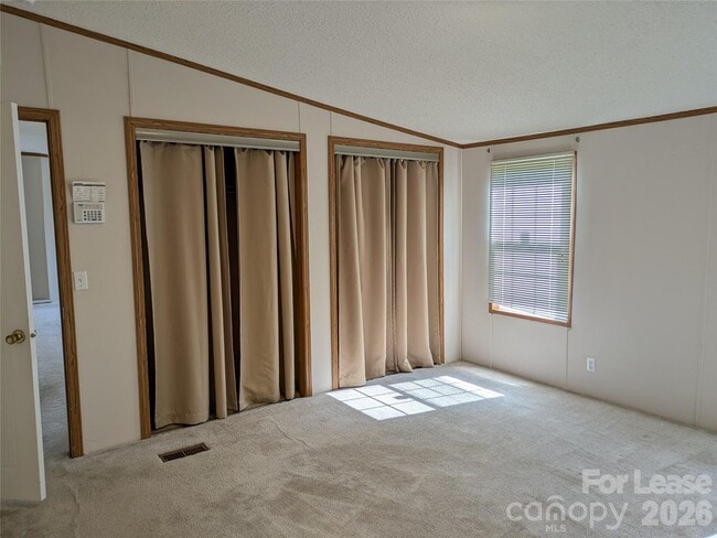 Building Photo - 338 Weathers Creek Rd