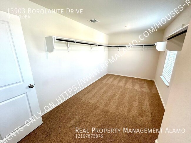 Building Photo - **MOVE-IN SPECIAL** Available Now! 4 Bedro...