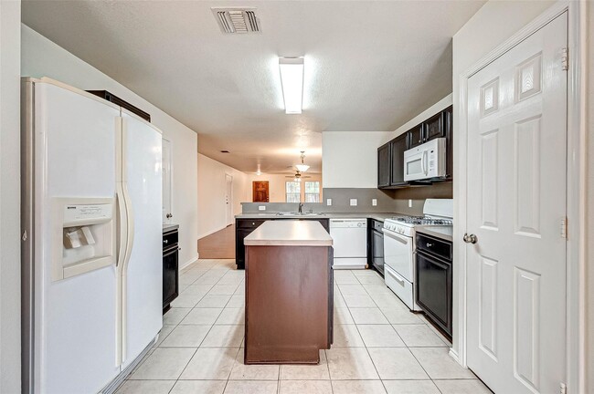 Building Photo - 7910 Raven Creek Ln