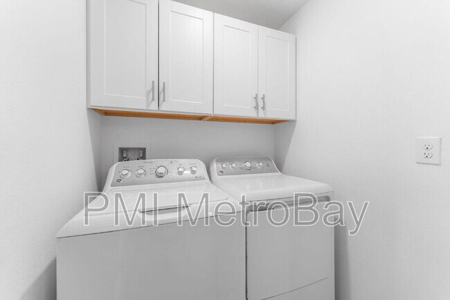 Building Photo - 7010 Ripple Pond Lp