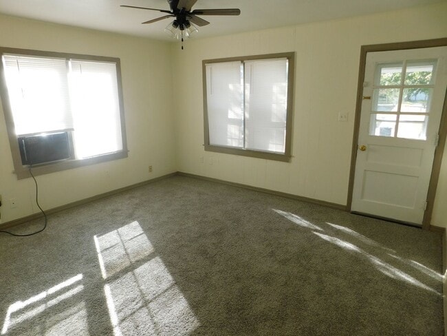 Building Photo - 1 Bedroom Duplex in Augusta