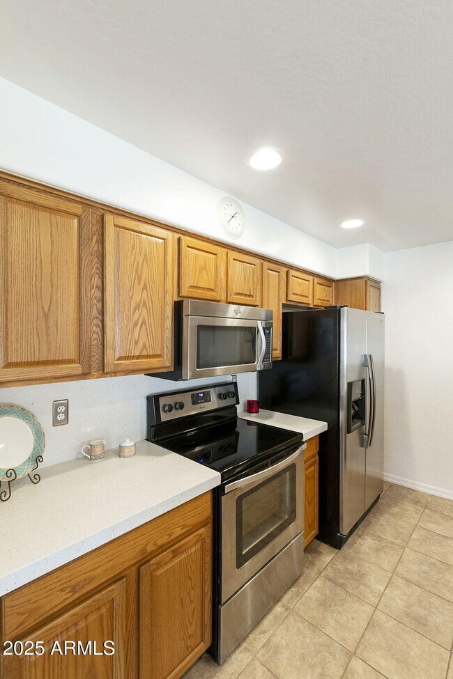 Building Photo - 4202 E Broadway Rd