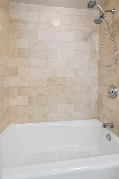 Building Photo - 195 14th St NE