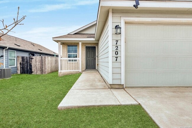 Building Photo - 7207 Lavaca Bluff