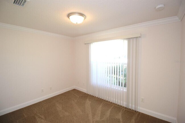 Building Photo - 76 Folson Ln