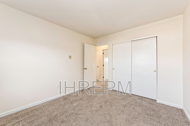 Building Photo - 2589 Red Rock Blvd