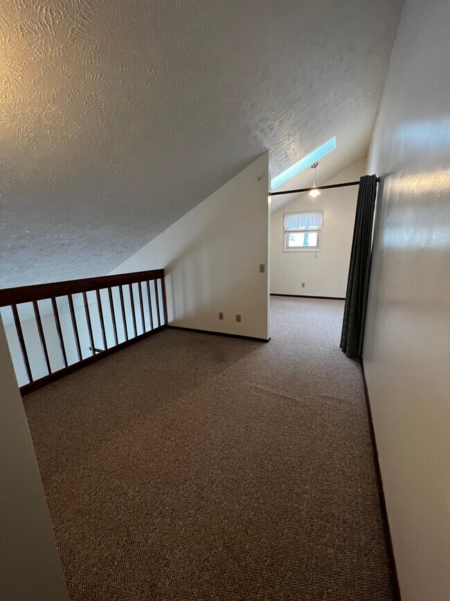 Building Photo - 4253 Mitchell Creek Dr