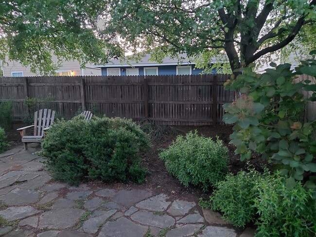 Building Photo - 1612 Poppy Seed Ln