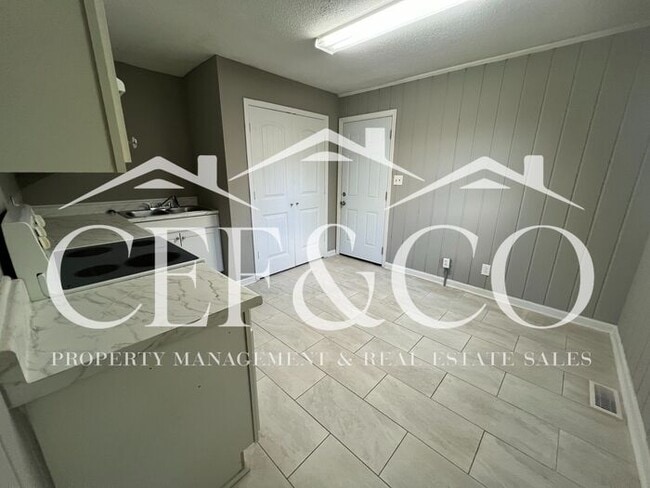 Building Photo - ? Adorable 3 Bedroom Home for Rent in Moore!