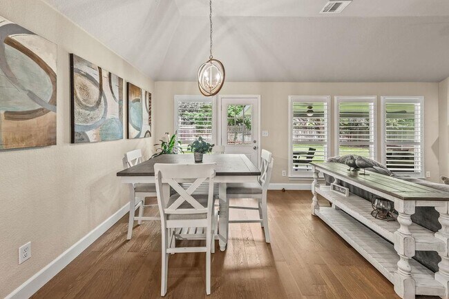 Building Photo - 4221 N Summercrest Loop
