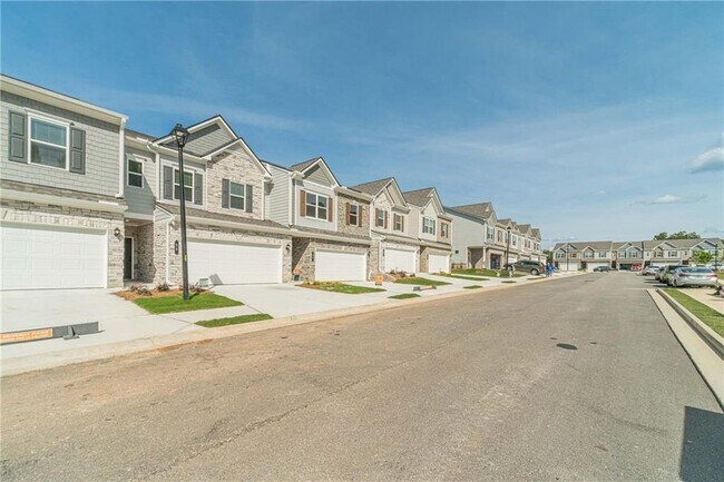 Building Photo - 58 Jacobs Farm Ln