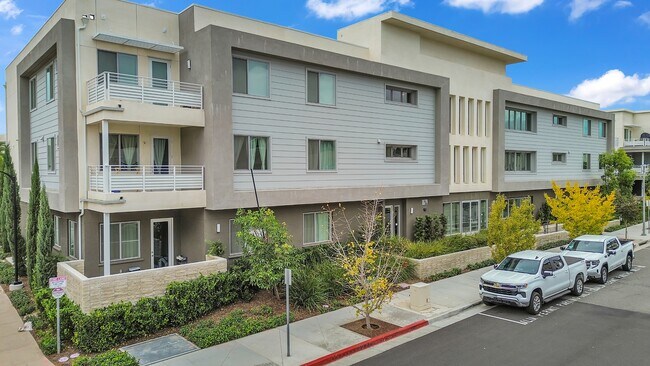 Primary Photo - 1879 Union St