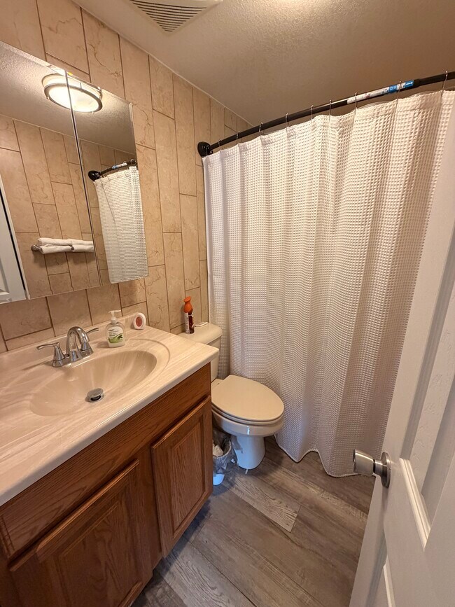 Building Photo - 4917 Andersonville Hwy