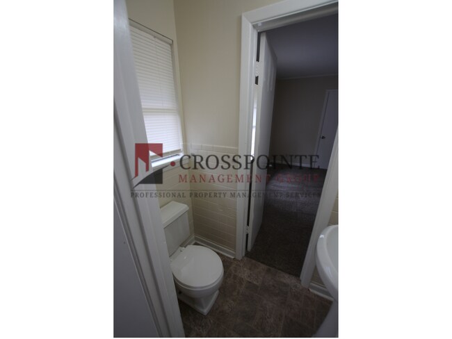 Building Photo - Beautiful 4 Bedroom, 1.5 Bathroom Home in Tyler!