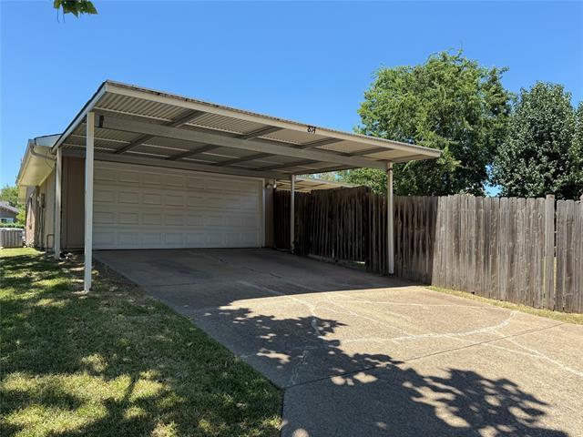 Building Photo - 814 Villa Ridge Dr