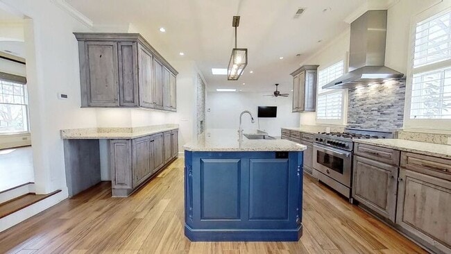 Building Photo - 1310 Ferncliff Rd