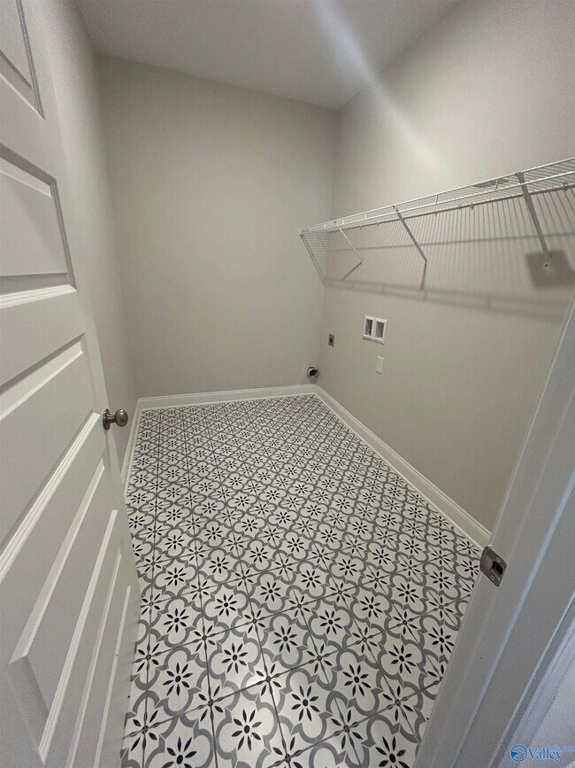 Building Photo - 14889 Imperial Dr