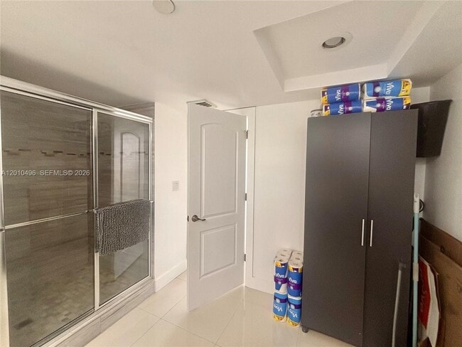 Building Photo - 19355 Turnberry Way