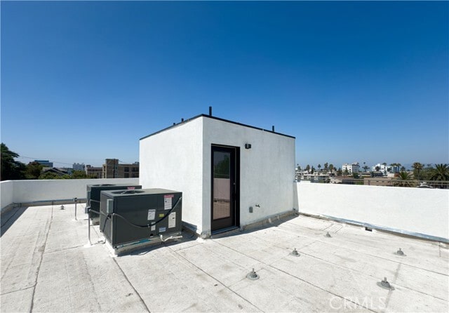 Building Photo - 121 S Coronado St