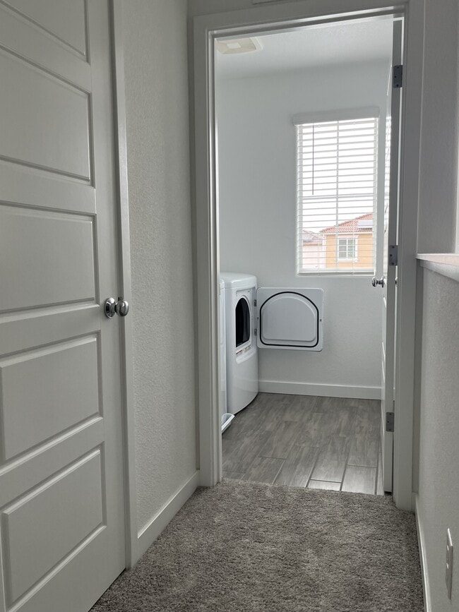 Building Photo - 1432 Algodon Rd