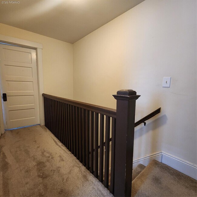 Building Photo - 24 Prairie Ave