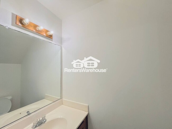 Building Photo - 5623 Rivermill Cir