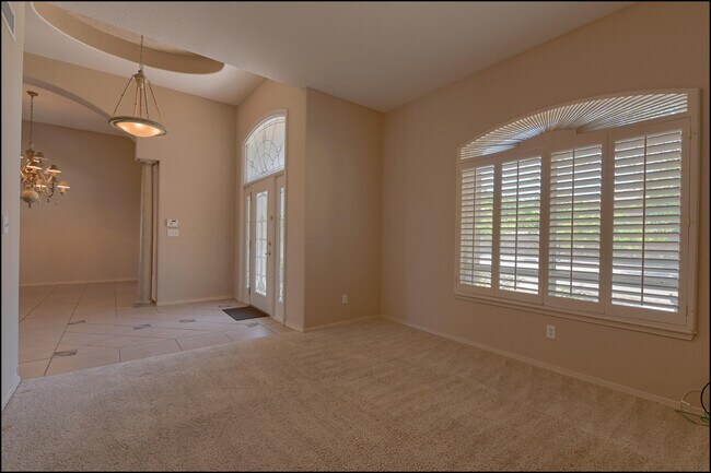 Building Photo - 1435 Cloud Ridge Dr