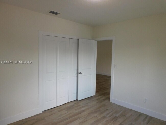 Building Photo - 3333 SW 89th Ave