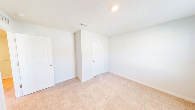 Building Photo - 6358 Ripken St