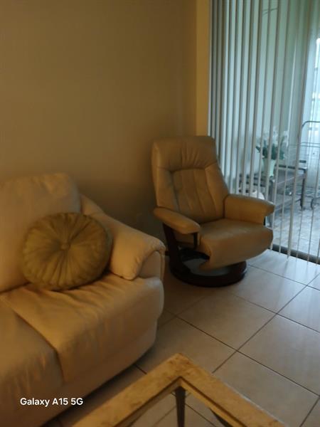 Building Photo - 6021 NW 61st Ave