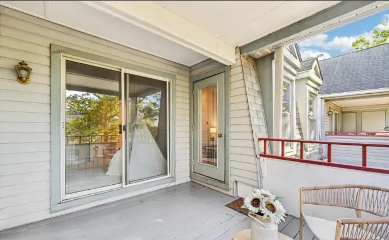 Building Photo - 13700 Modrad Way