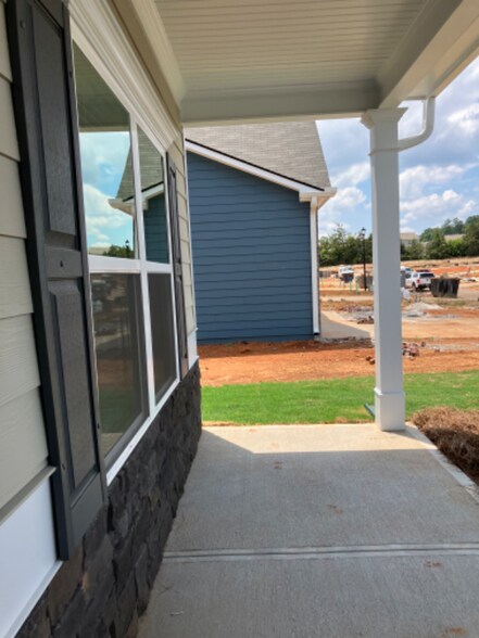 Building Photo - 209 Addison Dr