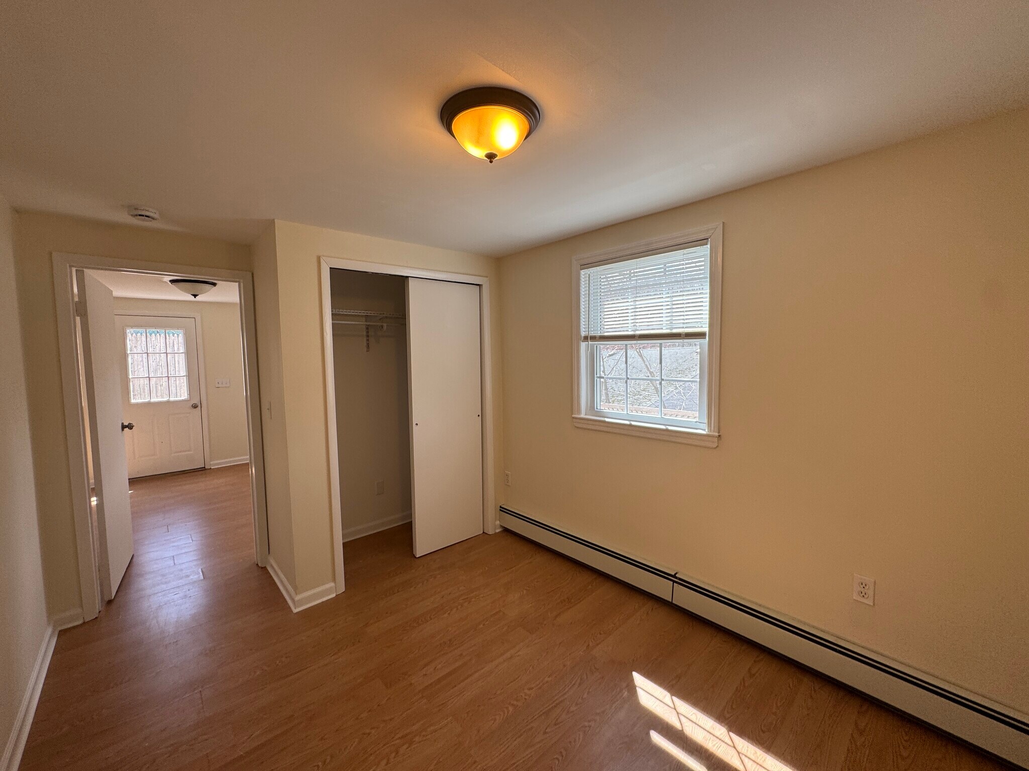 Building Photo - 40 Whitestone Rd