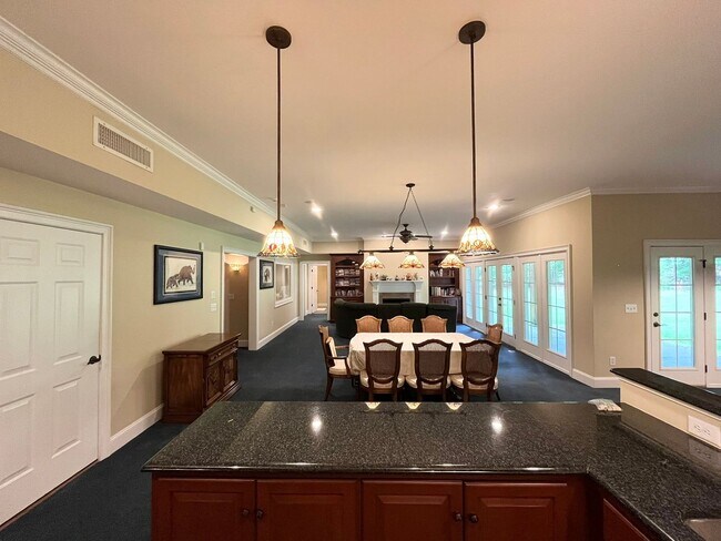 Building Photo - Incredible 4BD, 6.5BA Raleigh Home Near Fa...