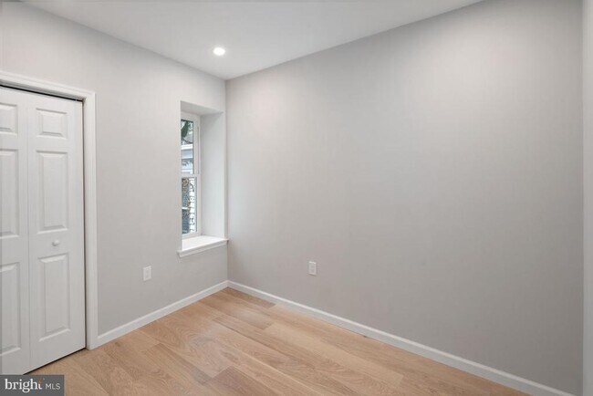 Building Photo - 4129 Terrace St