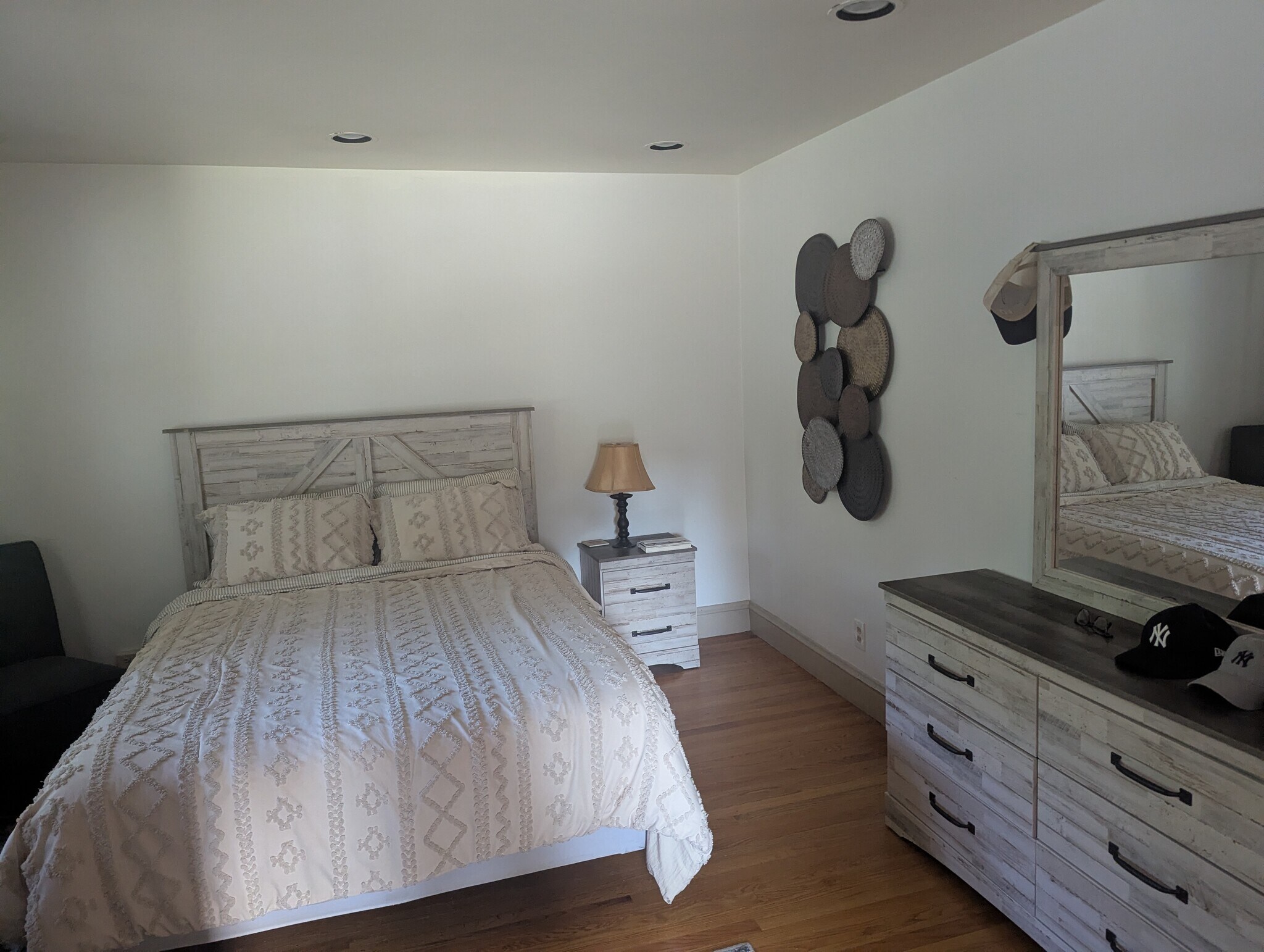 master bedroom - 40 Brookway Rd